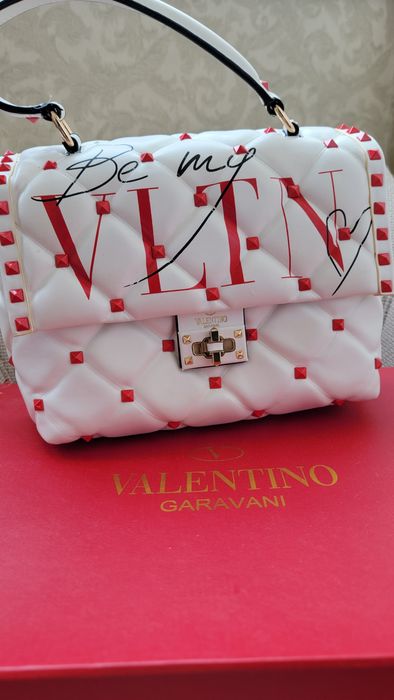 Продам сумку valentino