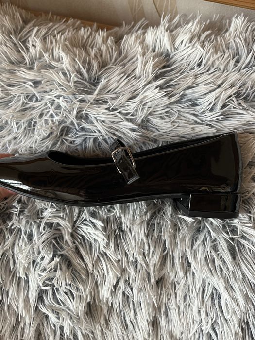 Жіночі лакові туфлі 37