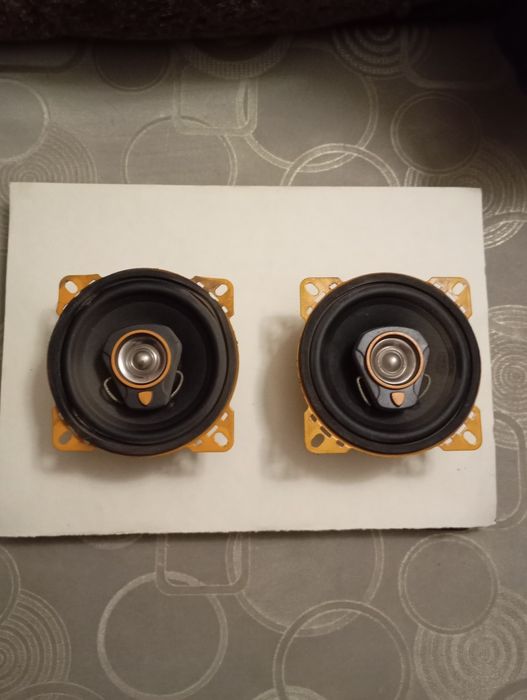 Продам динамики и автомагнитолы.