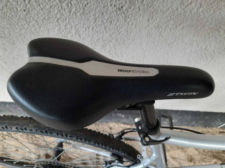 Rower trekkingowy BTWIN  Riverside 120