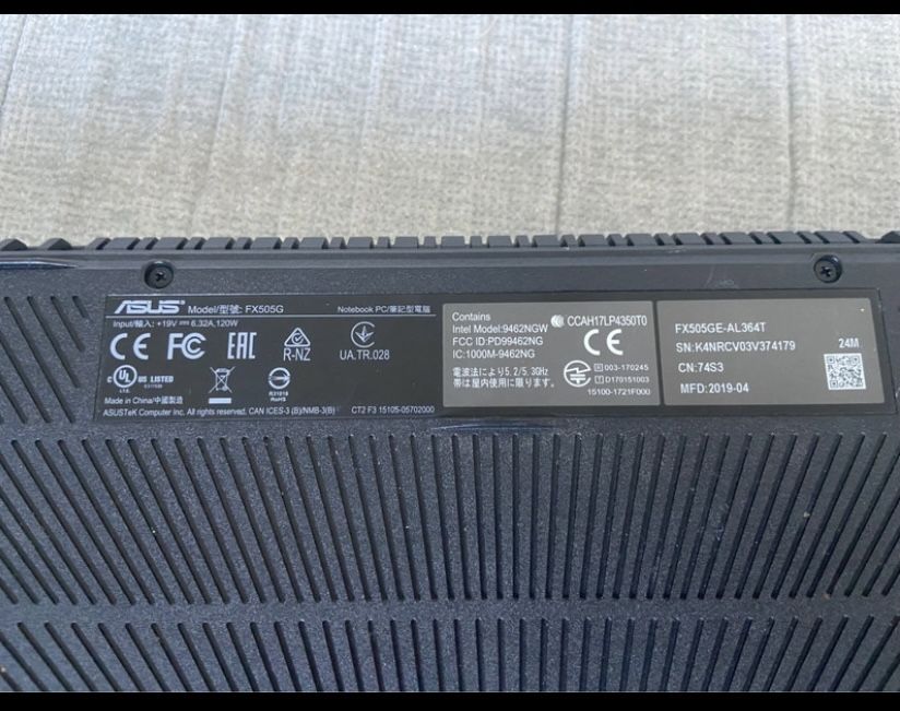 Laptop asus (cena do negocjacji)