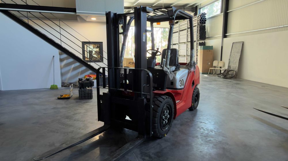 Empilhador Diesel 3 Ton 3MT