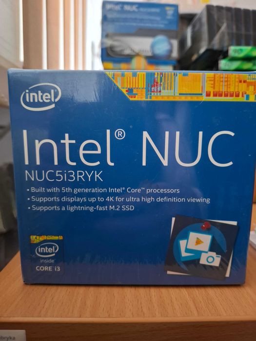 Komputer Intel NUC5i3RYK