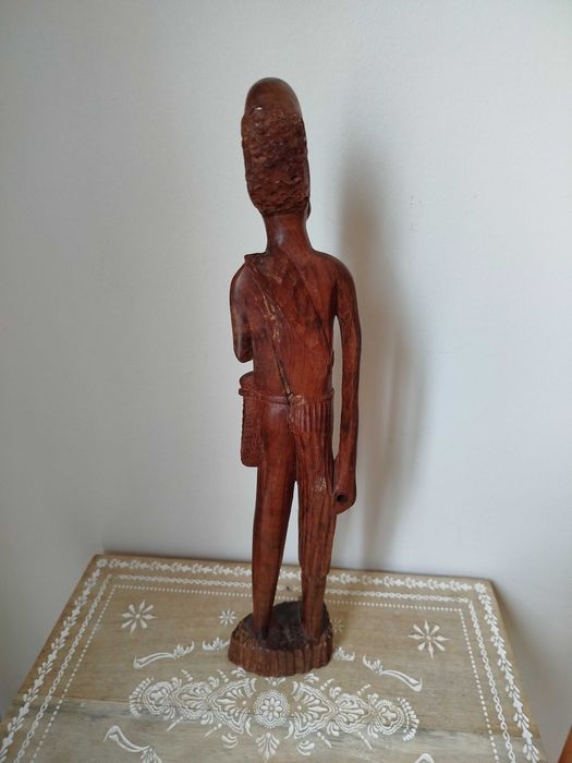 Antiga Escultura em madeira, origem Africana