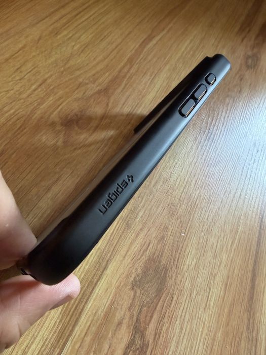 Etui Spigen  Iphone 17 Pro