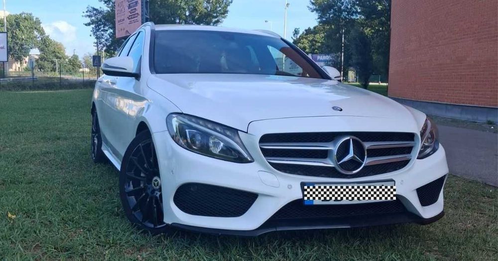 Mercedes-Benz C 220 d AMG Line Full Extras 2016