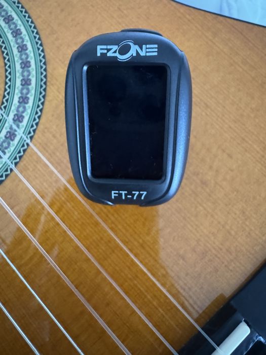Gitara akustyczna