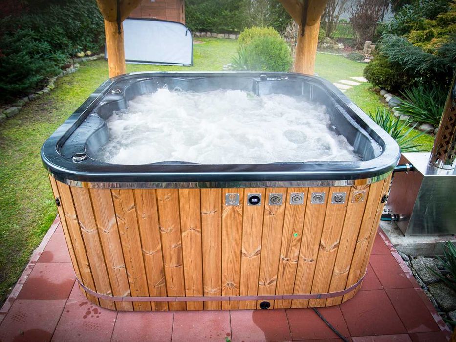 Wanna SPA akrylowa JACUZZI ogrodowe 204x204cm hydro POLSKI PRODUCENT