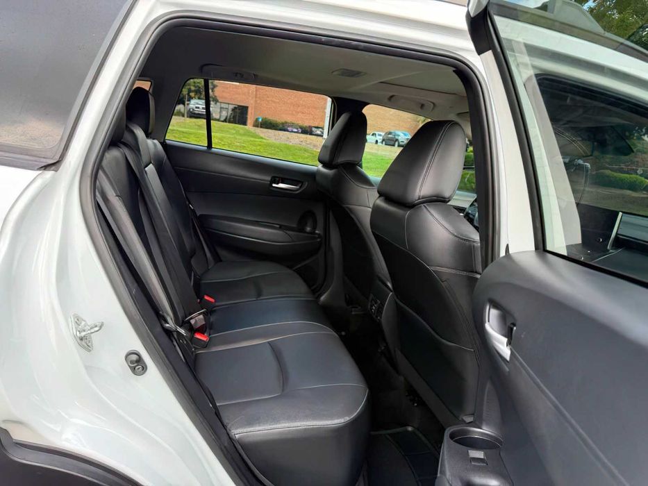 Toyota Corolla Cross XLE      2022