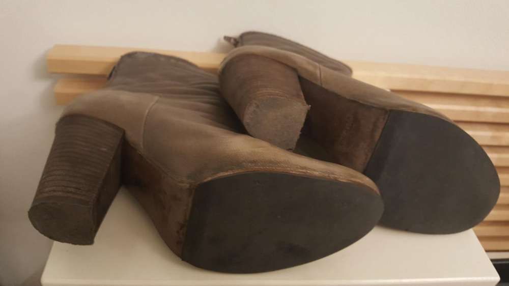 Skórzane botki rozmiar 37