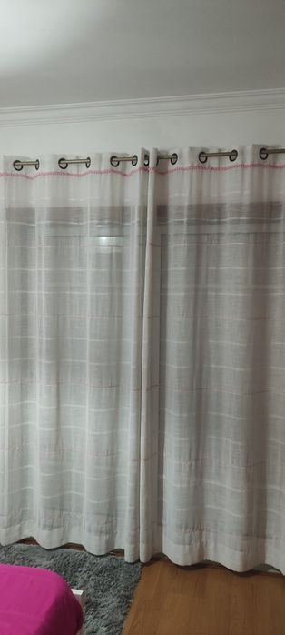 Cortinados e varão424727804893603841