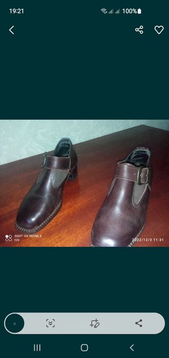 Продаю Продаю осінні шкіряні туфлі.
розмір -повний 36
б/в, стан добрий