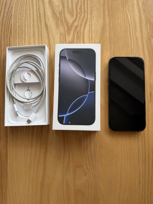 iPhone 16 pro , 256 гб. Фізична сім.