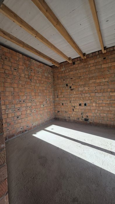 Продається 3х кімнатна зданий в експлуатацію таунхаус на Спортивній