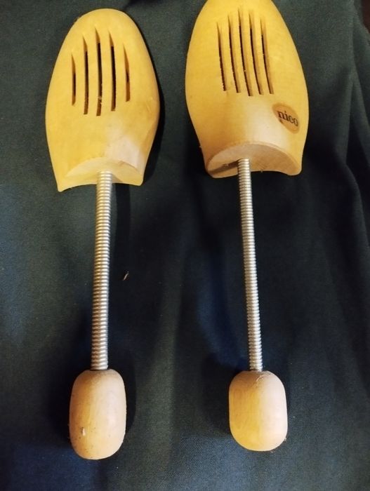 Формотримач для взуття