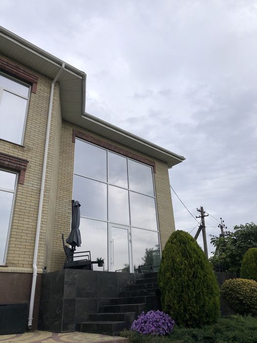 Продаж будинку та 18 соток землі
