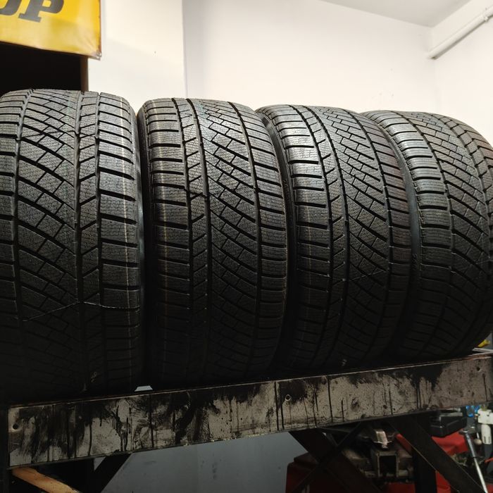 245/35/19 XL Sprzedam komplet opon zimowych Continental Nowe 2024 roku