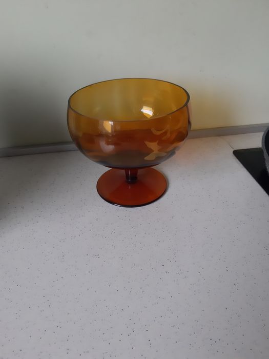 Kielich prl miodowy horbowy kolekcja vintage szkło kolorowe patera boh