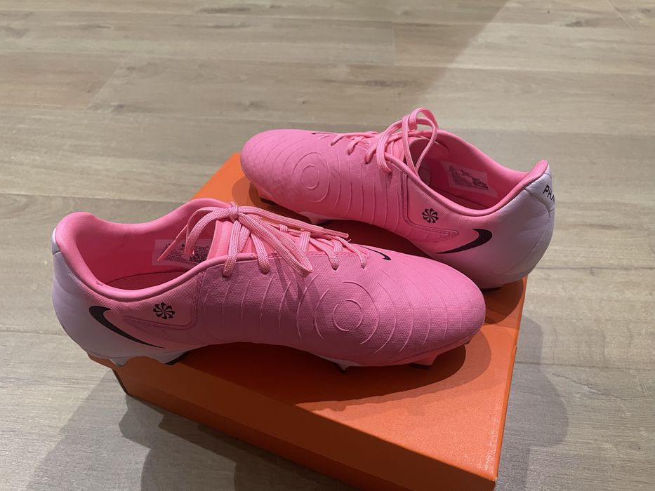 Chuteiras Nike PHANTOM