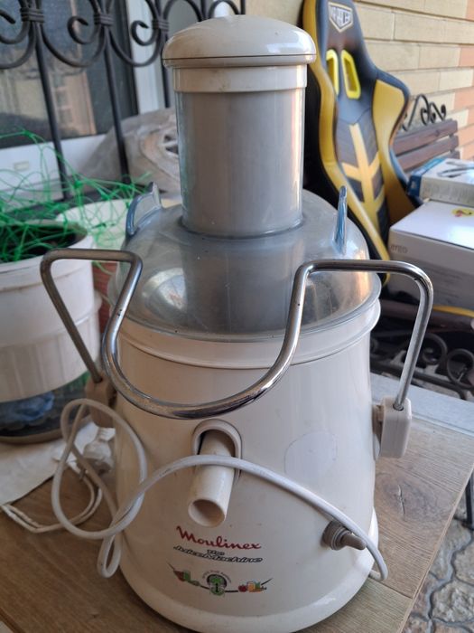 Соковижималка Moulinex
