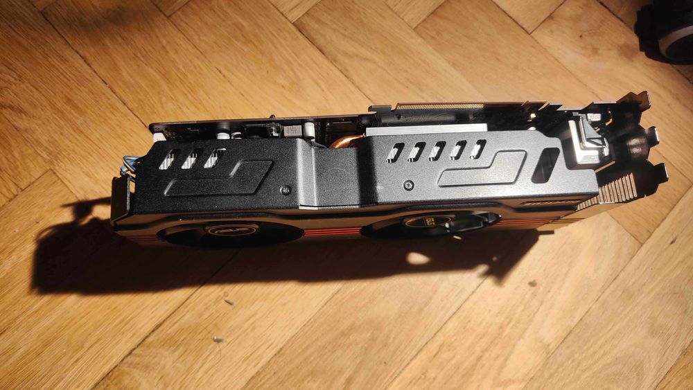 DirectCU 2 asus eah6970 dcii/2di4s/2gd5 Karta Graficzna