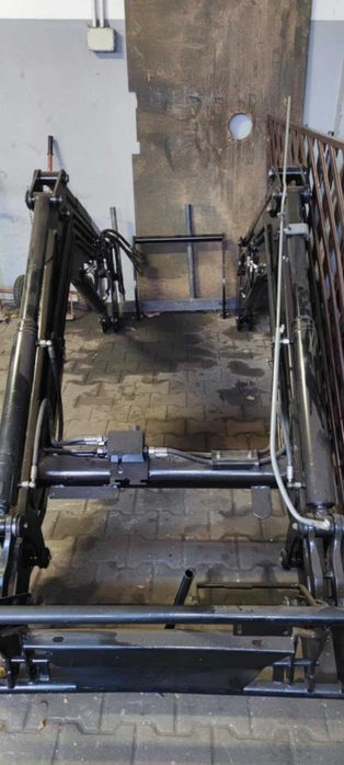 Sprzedam lub zamienię Tur Quicke/Valtra 930 z adaptacją do Valtra 900