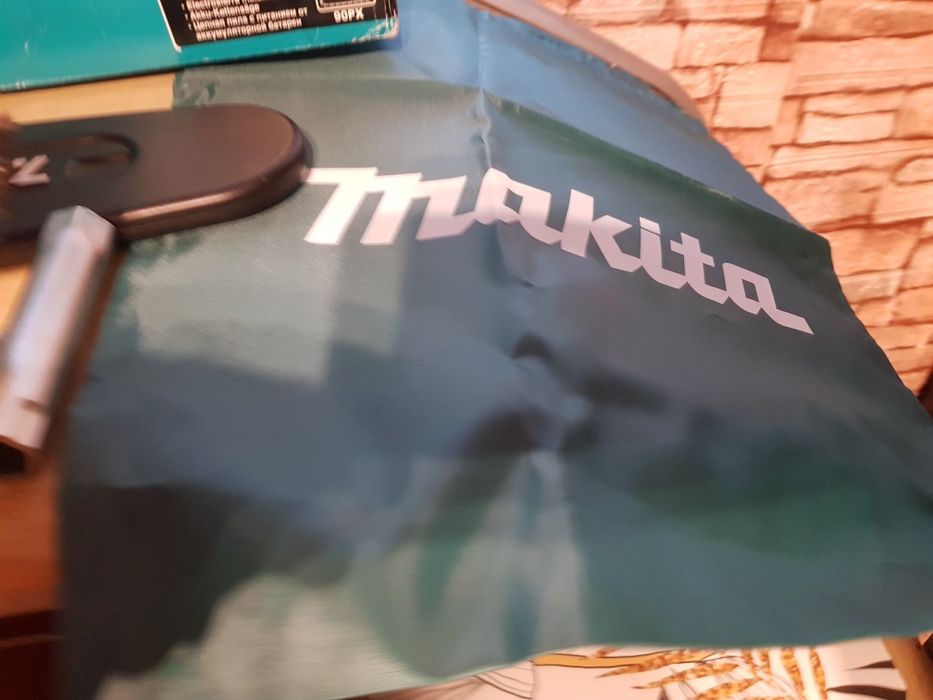 Piła łańcuchowa Makita Duc254Z