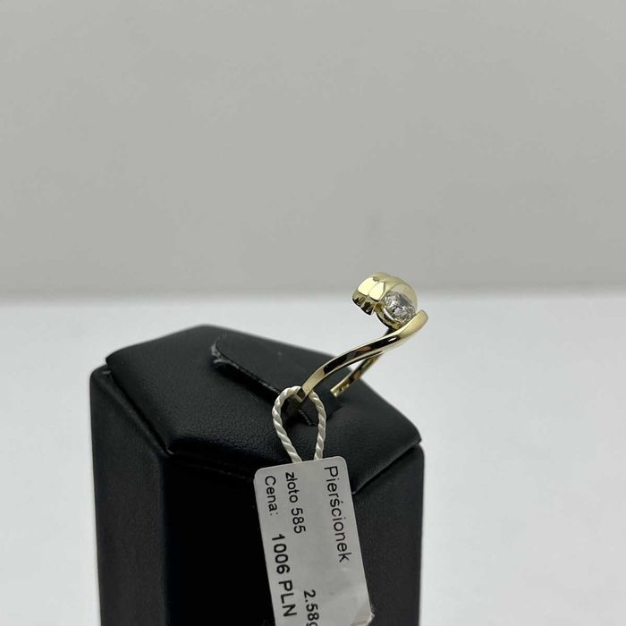 Zjawiskowy Złoty Pierścionek 2,58g 585p R19