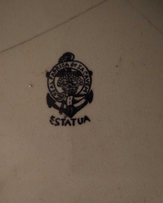 Real Fábrica de Sacavém , 2 prato e 1 travessa , Faisão e Estátua