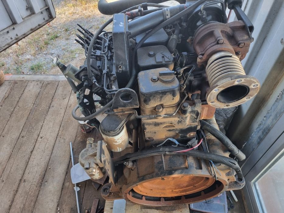 Motores industriais Deutz e Cummins.