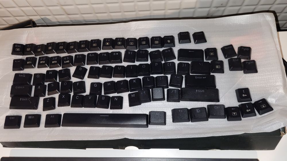 Klawiatura Mechaniczna Redragon K607 APS PRO tkl
