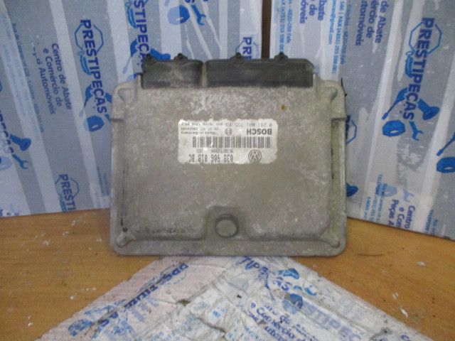 Centralina motor / ECU SKODA Octavia I Hatchback (1U2)