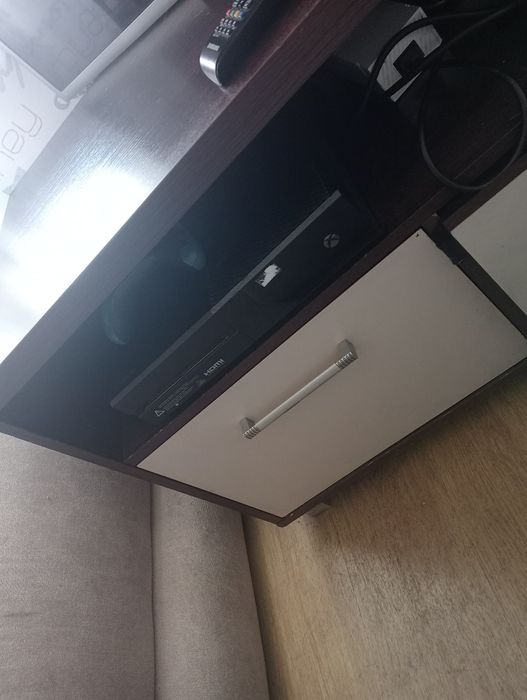 Xbox One 500 GB z padem