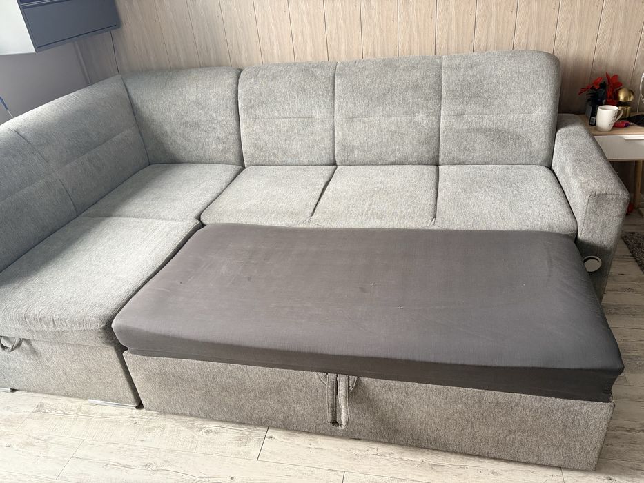 Rogówka zadbana jak nowa robiona na zamowienie.