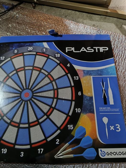 Nerf e alvo com setas