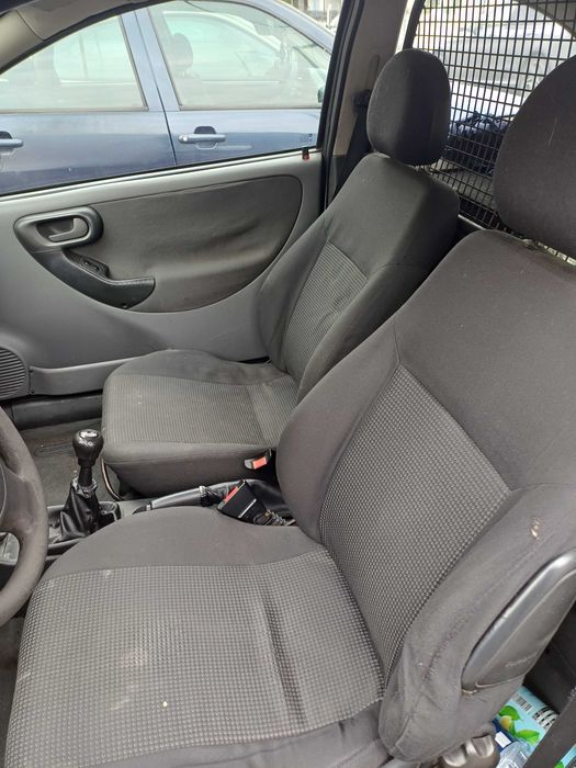 OPEL CORSA 1.7 - Usada a Circular – Económica e Fiável