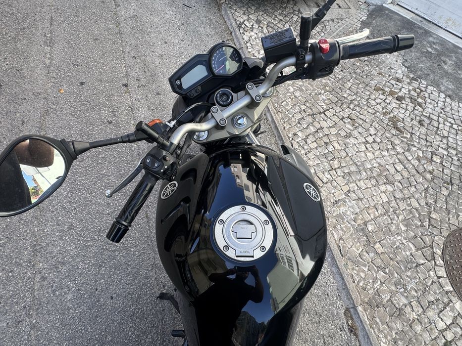 Moto xj600  3750€
