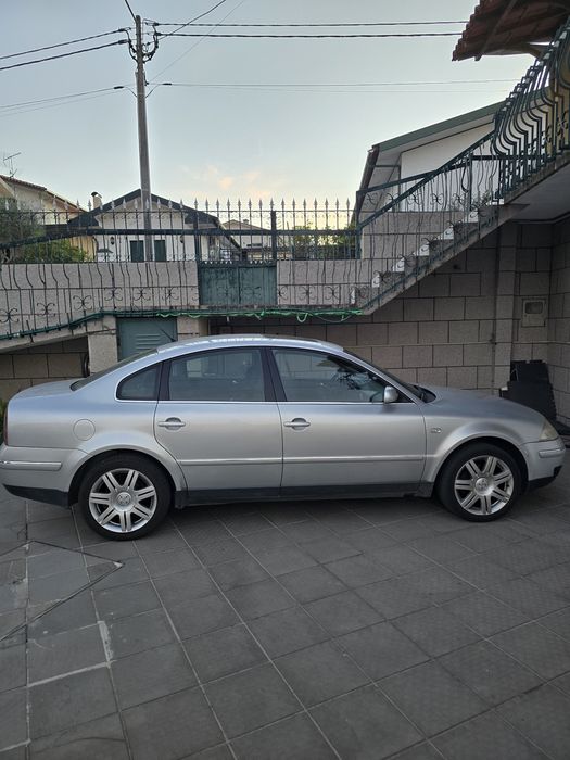 Volkswagen Passat 1.9 TDI 130cv Highline 284.000km