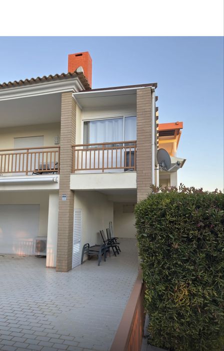 Marquise com 9m por 2,40m por 2,30 de altura em est  de nova.Vilamoura