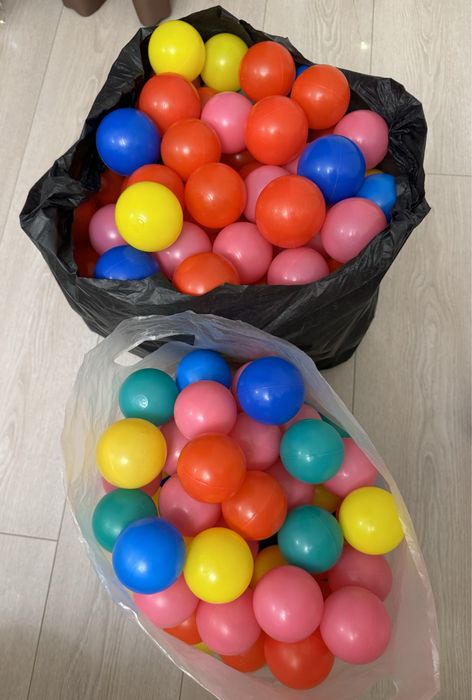 Шарики в сухой бассейн , палатку