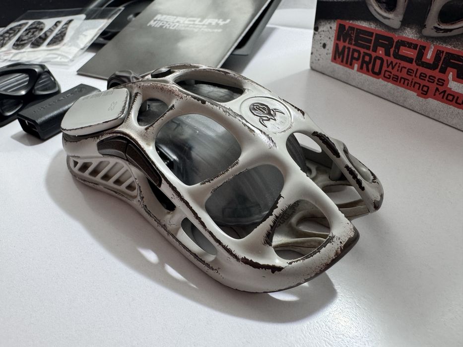 Мышь GravaStar Mercury M1 Pro, BT/WL/USB-A, 4K, RGB, Battle-Worn