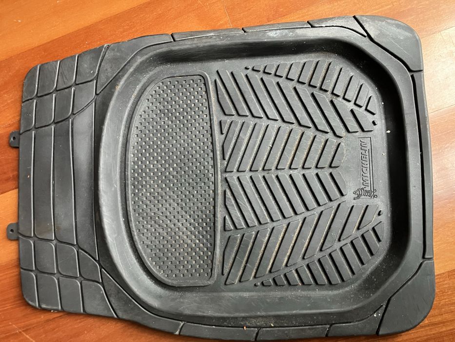 2 Tapetes carro Michelin