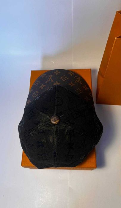 Louis Vuitton Męska damska czapka z daszkiem bejsbolówka, Francja