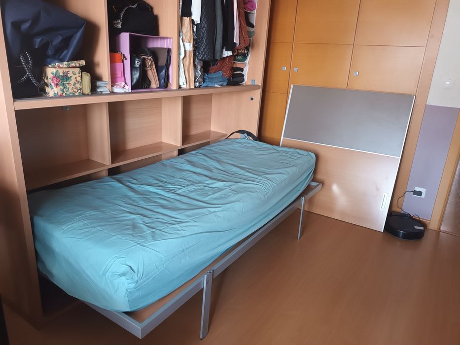 Movel com cama retratil