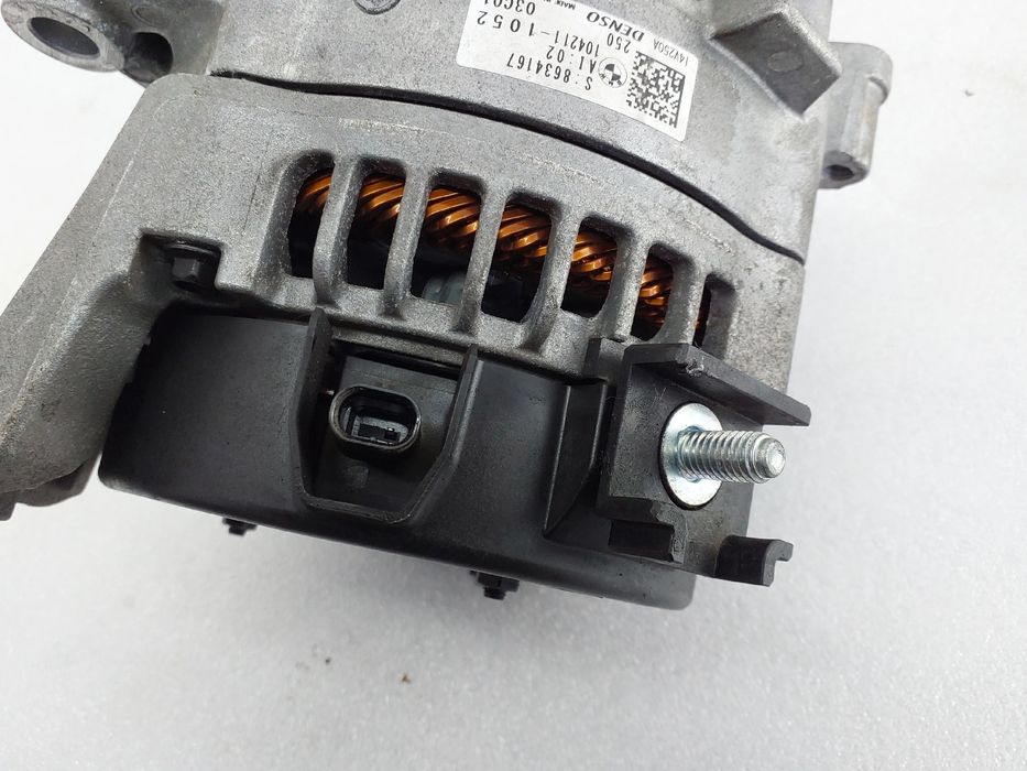 Alternador BMW X4 (G02, F98)