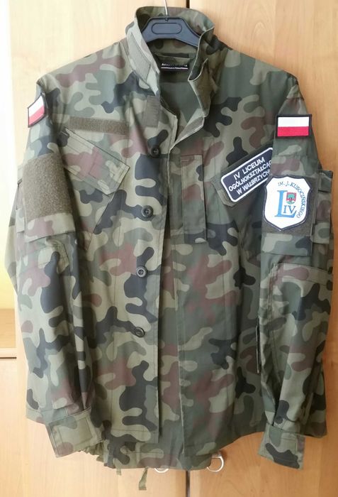 Mundur szkolny do szkoły klasa wojskowa  moro  rozmiar M Nowy