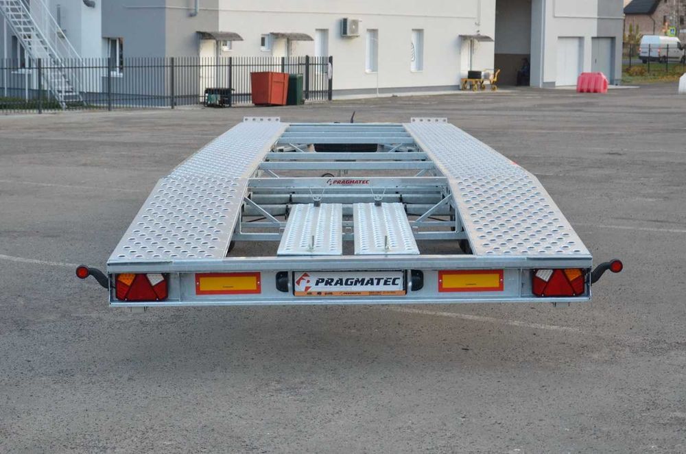 Тривісний причіп PRAGMATEC на два автомобілі