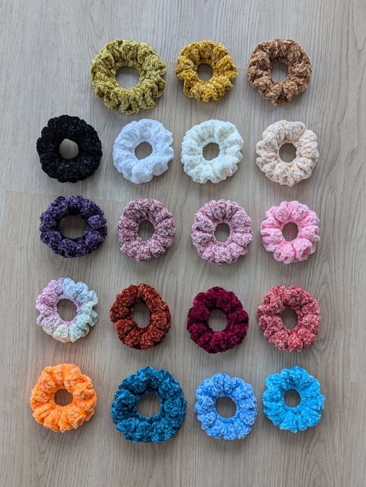 Scrunchies aveludados/tecido