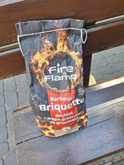 Brykiet węgiel drzewny barbeque  2.5 x 10 op.  kg