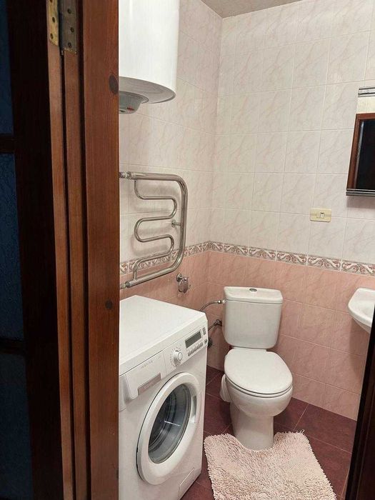 Продам 3-ком квартиру с ремонтом Ак.Королева (3-266-408)